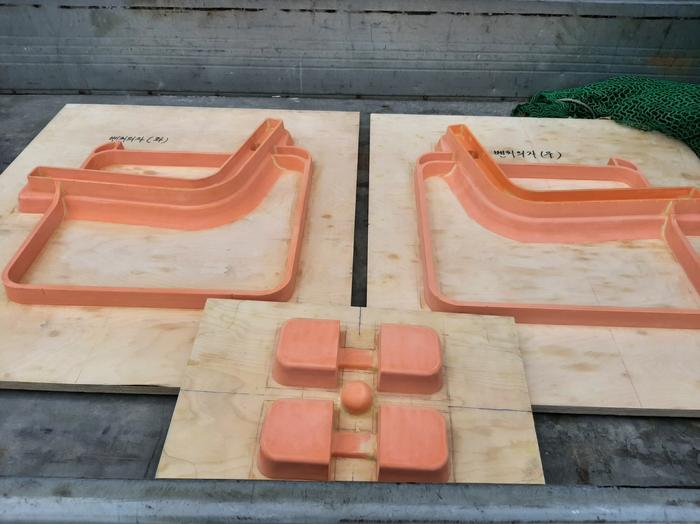 235149625_z5uVJ2mS_6aa1bbc221801921343621525f03438e247142c0.jpg 이미지크게보기