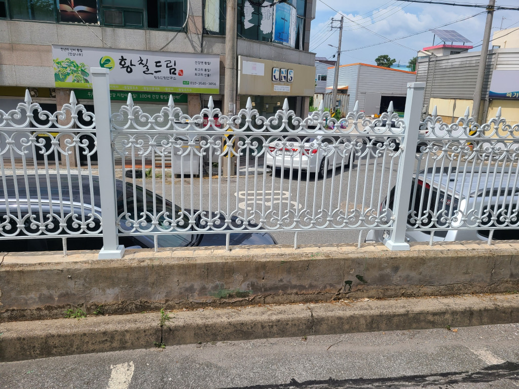 235149625_YfzU8IMq_d387bf96e19a79876279c0dcc7bd1dd4208b2bd1.jpg 이미지크게보기