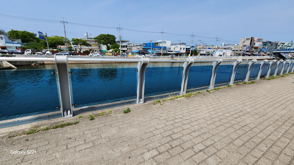 235149625_aHV0jZb8_830ec3fa5ce3c7bee92b06789342ab9aaba82668.jpg 이미지크게보기